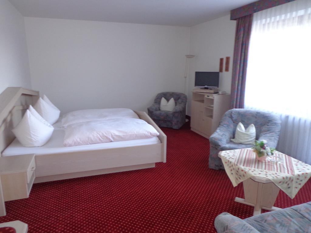 Hotel Am See Neubäu Pokój zdjęcie