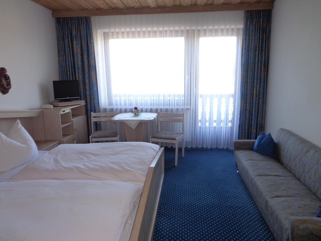 Hotel Am See Neubäu Pokój zdjęcie
